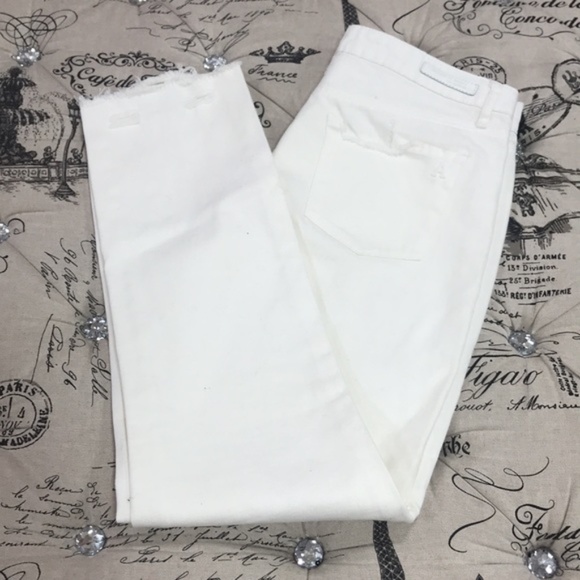 Articles of Society Rene Ripped&Frayed High Rise Jeans - Picture 12 of 16